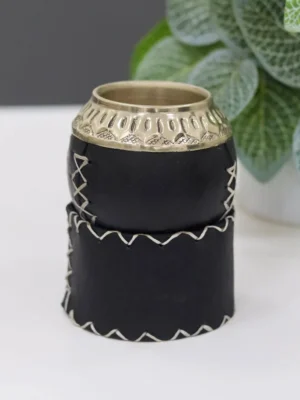 Mate torpedo con base de cuero