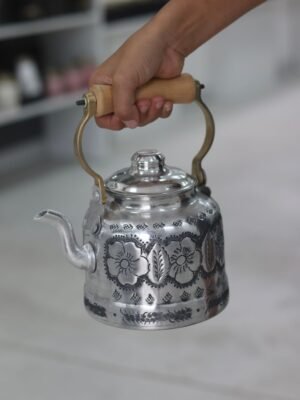 Pava de aluminio cincelada