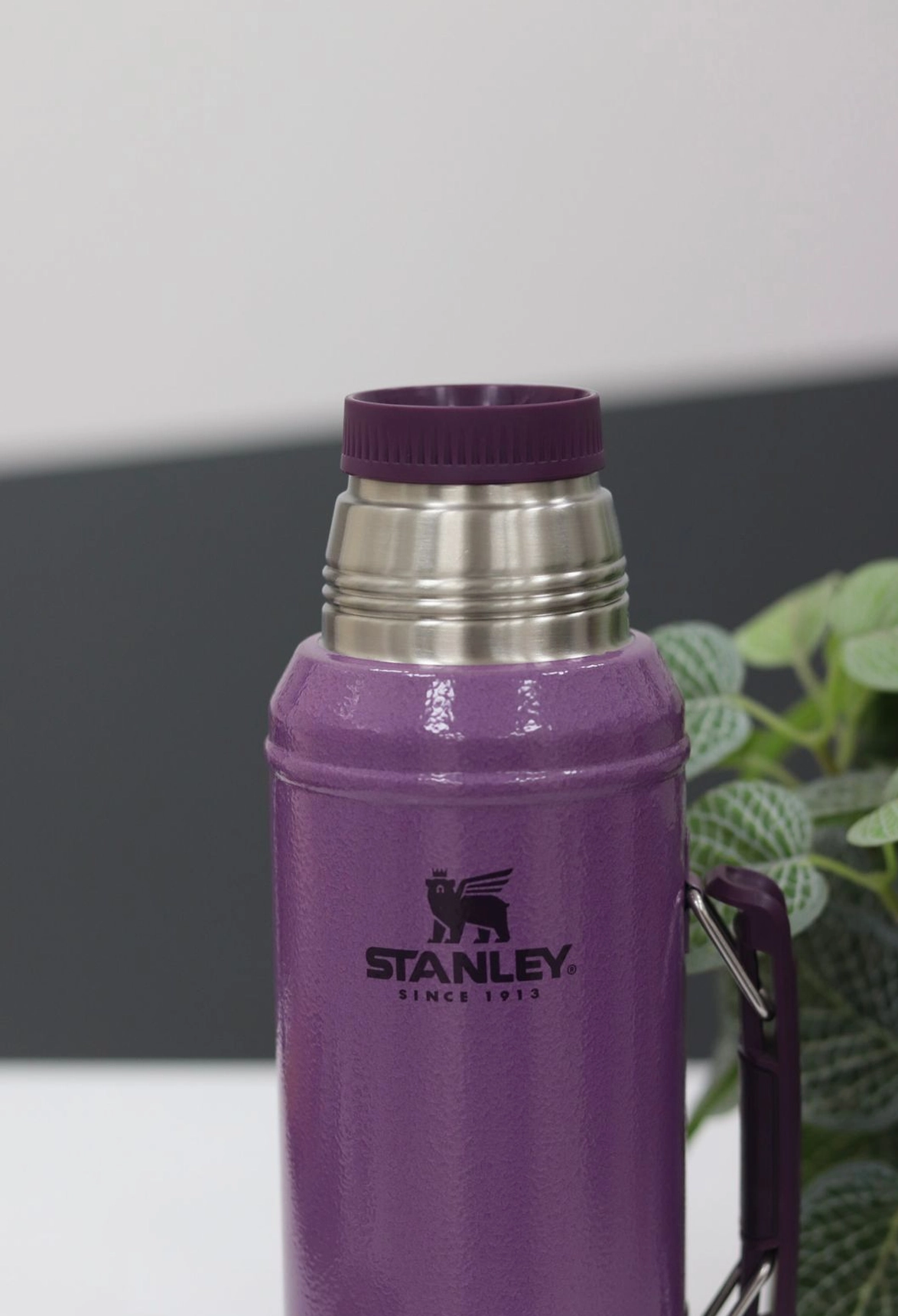 Termo Stanley violeta 0.95ml - Imagen 3